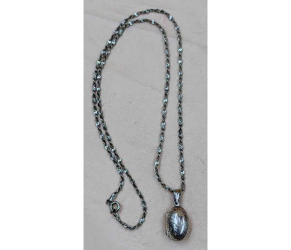 Vintage Sterling Silver 925 Locket Jewelry KW Consignment Inc. 50.00